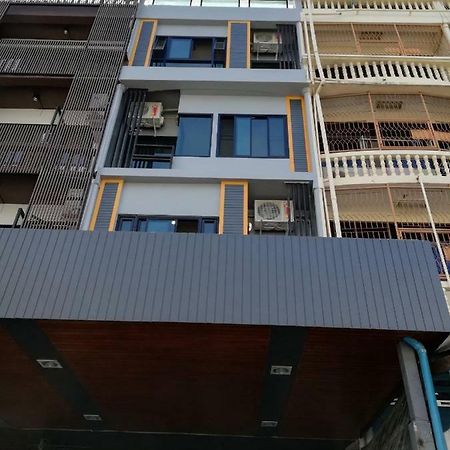 Icon Hostel Bangkok Ngoại thất bức ảnh