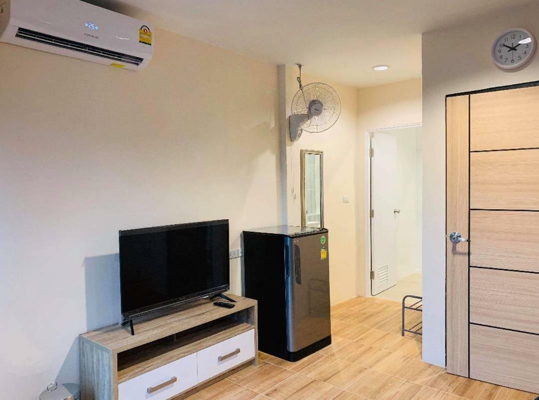Icon Hostel Bangkok Ngoại thất bức ảnh