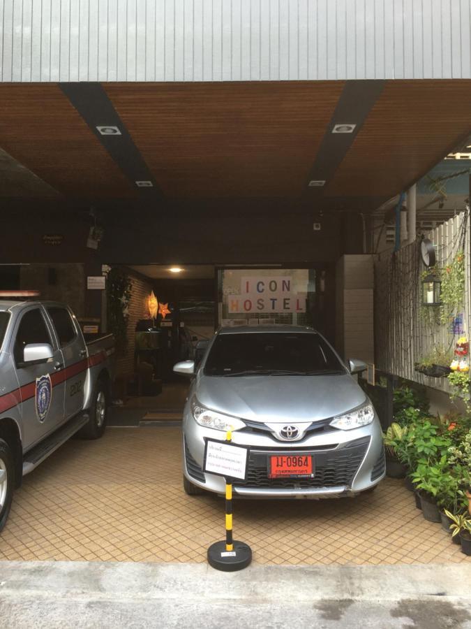 Icon Hostel Bangkok Ngoại thất bức ảnh